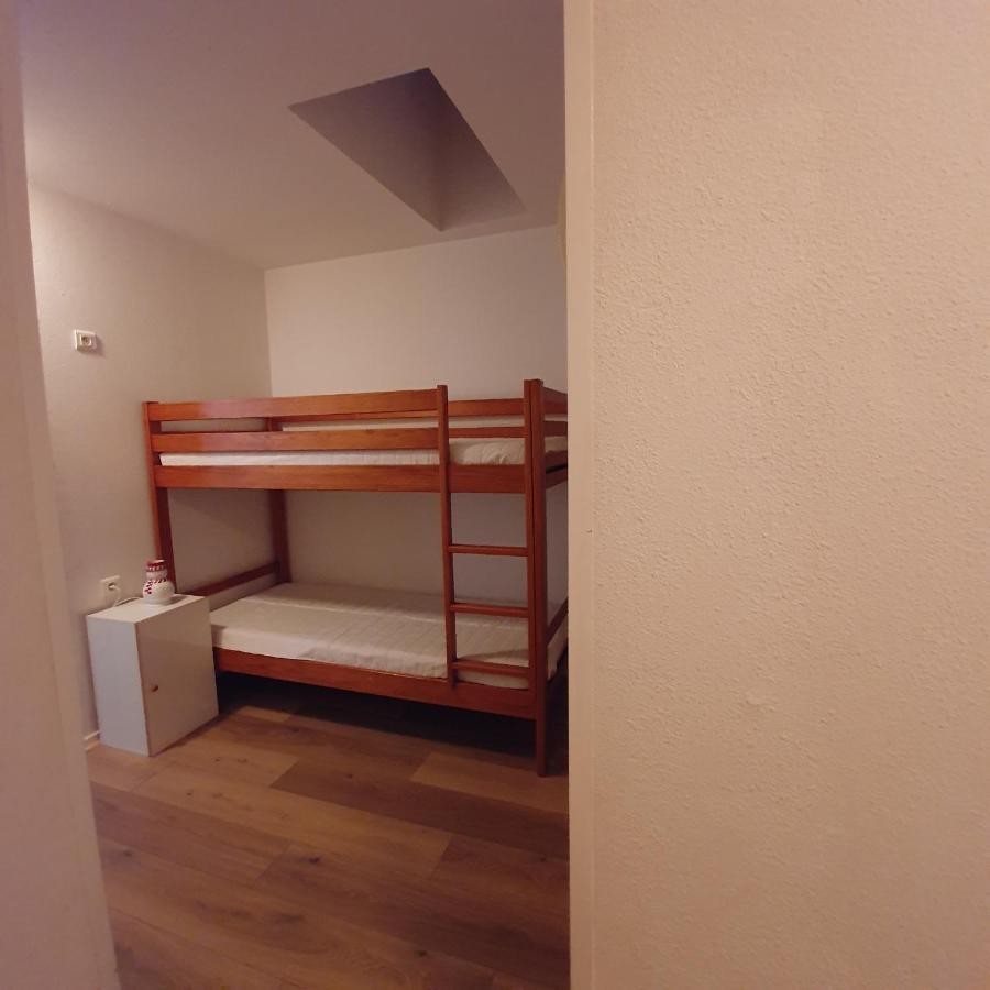 Royal Apartment Germ Bagian luar foto
