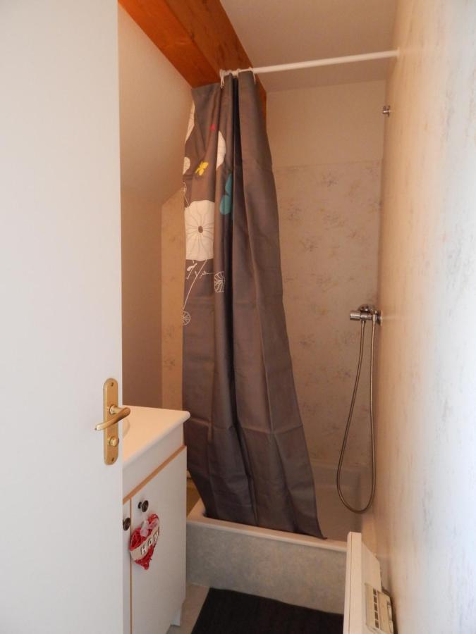 Royal Apartment Germ Bagian luar foto